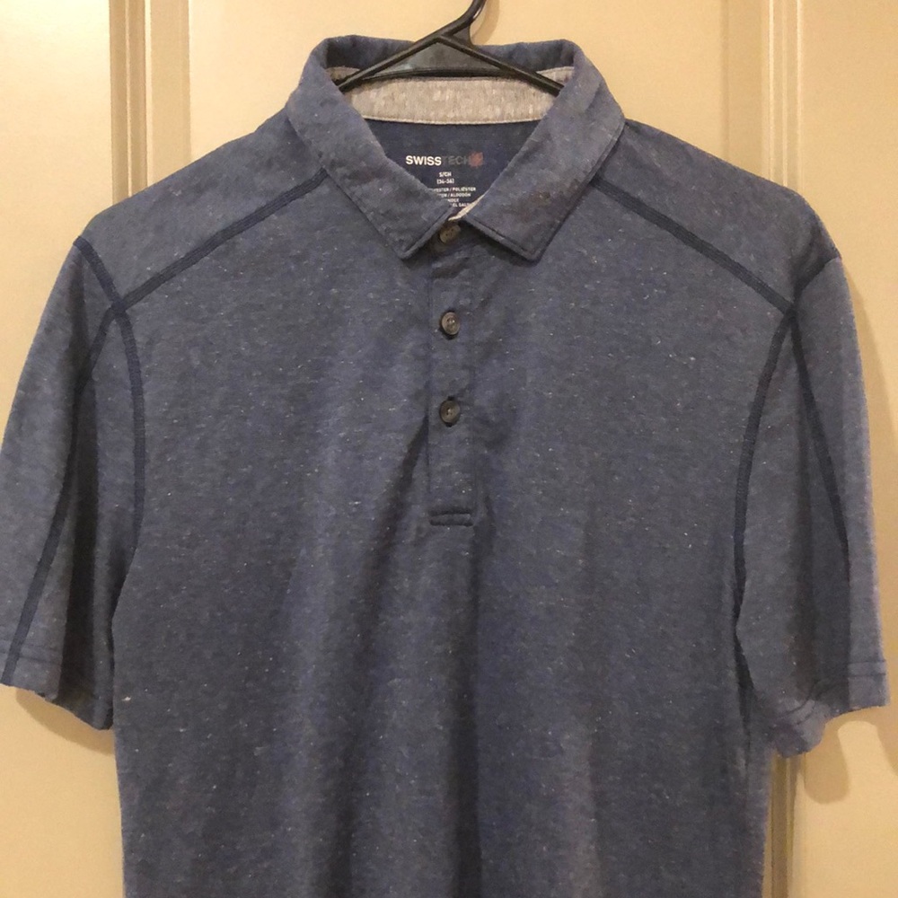 NWOT MEN’S SWISS TECH POLO SIXE S (34-36) COLOR:NAVY DUST HEATHER